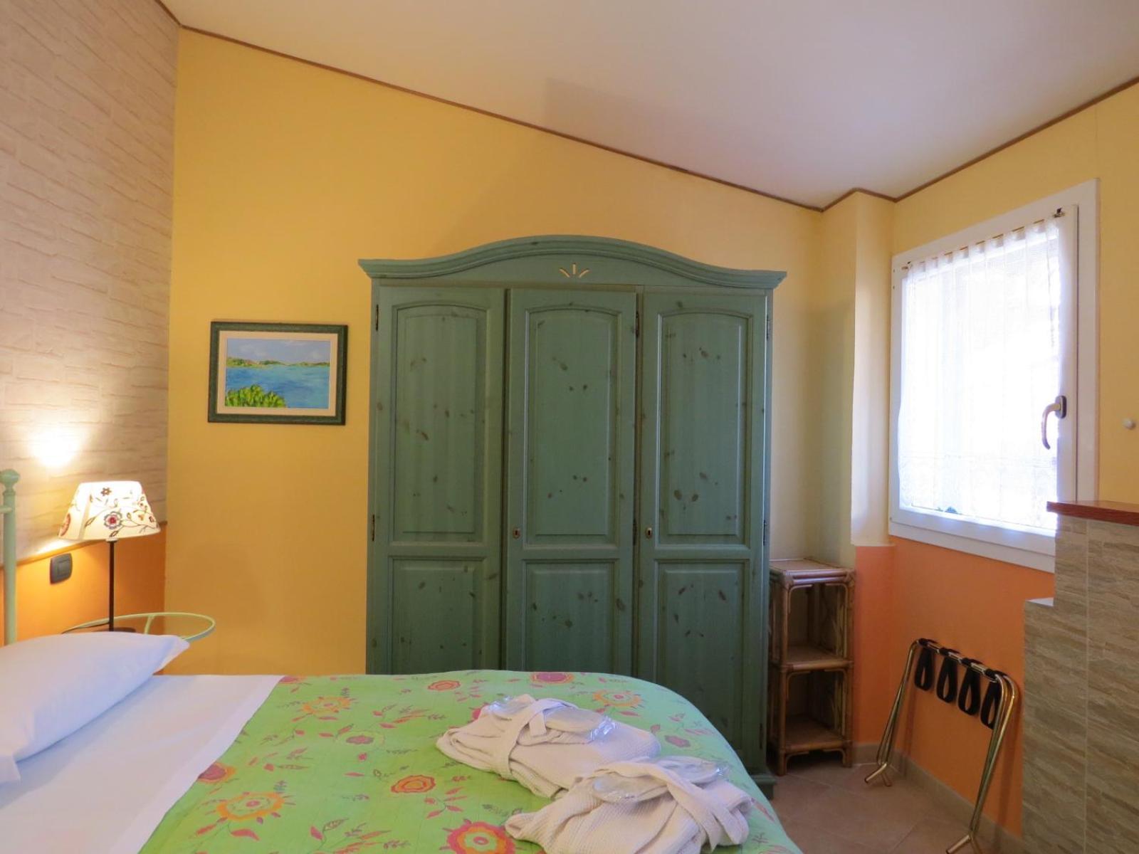 B&B Dei Doria & Suite Dolceacqua Buitenkant foto
