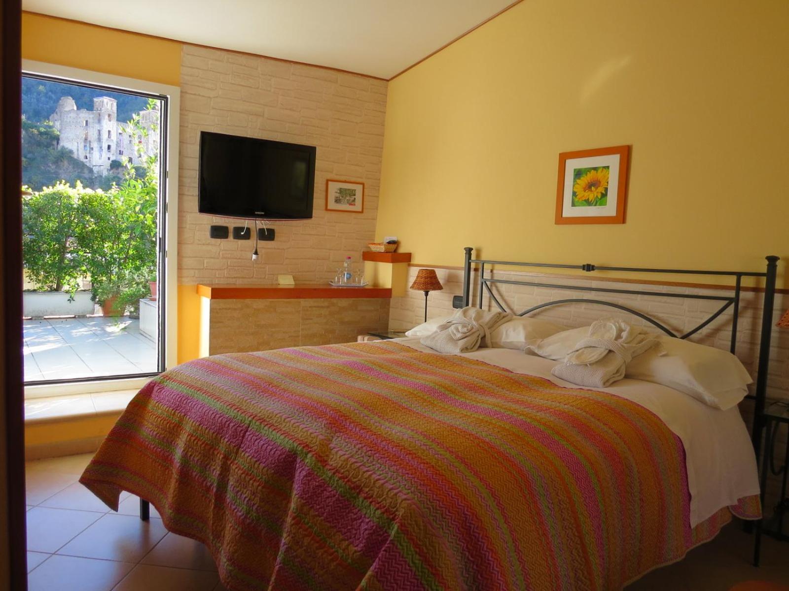 B&B Dei Doria & Suite Dolceacqua Buitenkant foto