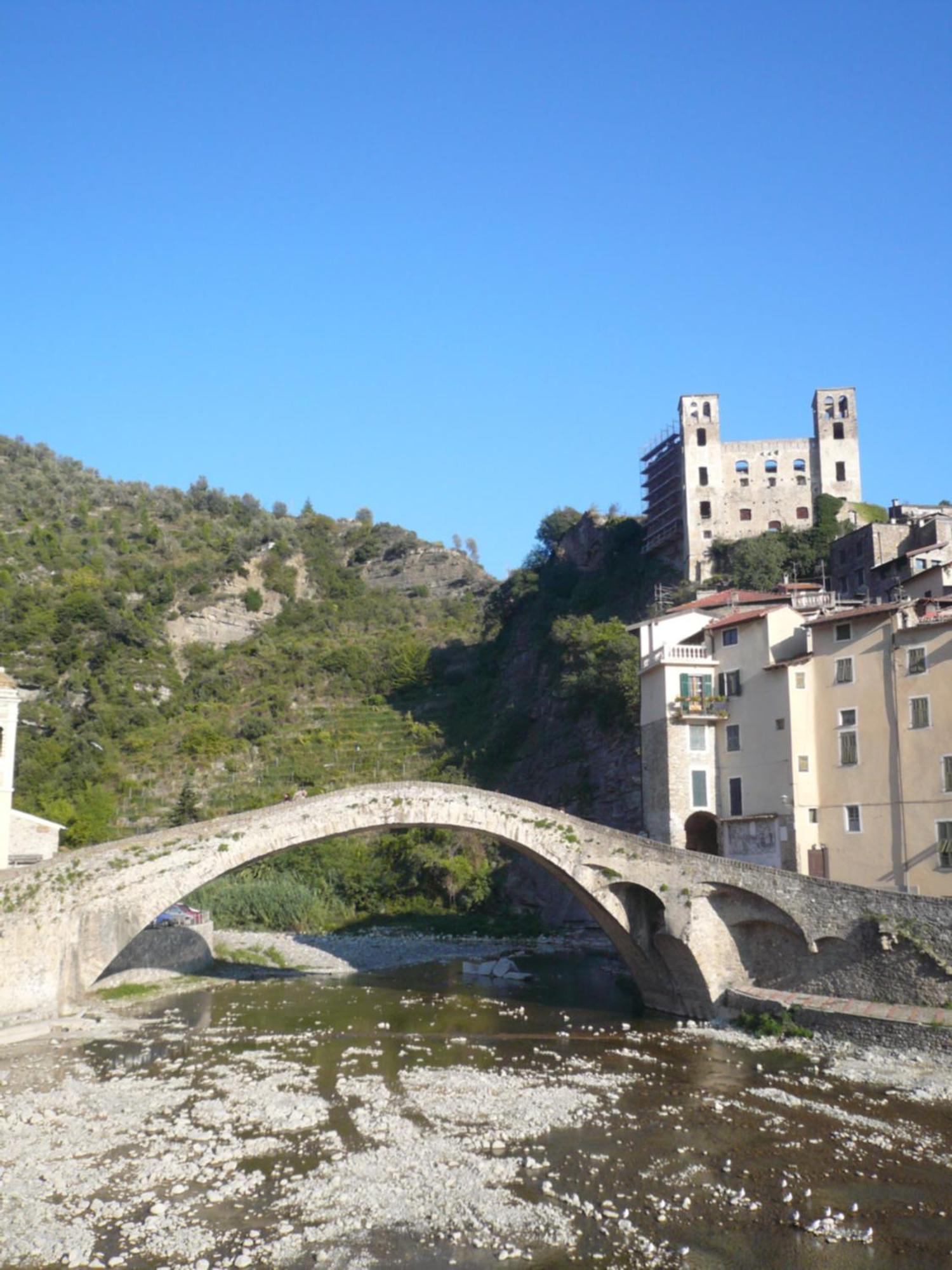 B&B Dei Doria Dolceacqua Buitenkant foto